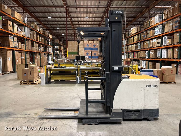 image for item EL2613 2016 Crown SP4020-30 order picker