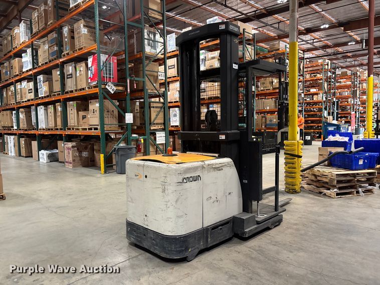 image for item EL2614 2016 Crown SP4020-30 order picker