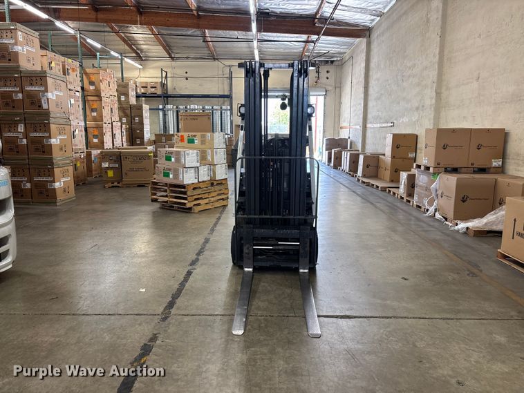 image for item EL2615 2017 UniCarriers CFS40 forklift