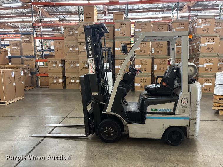 image for item EL2615 2017 UniCarriers CFS40 forklift