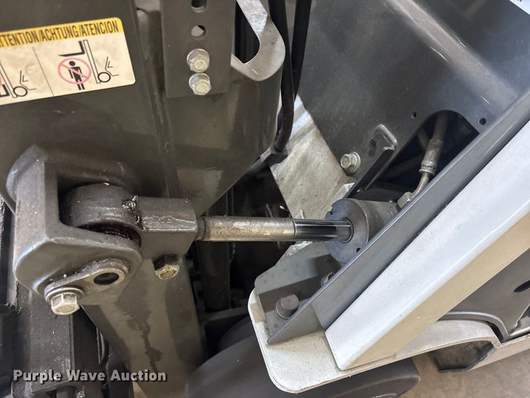 image for item EL2615 2017 UniCarriers CFS40 forklift