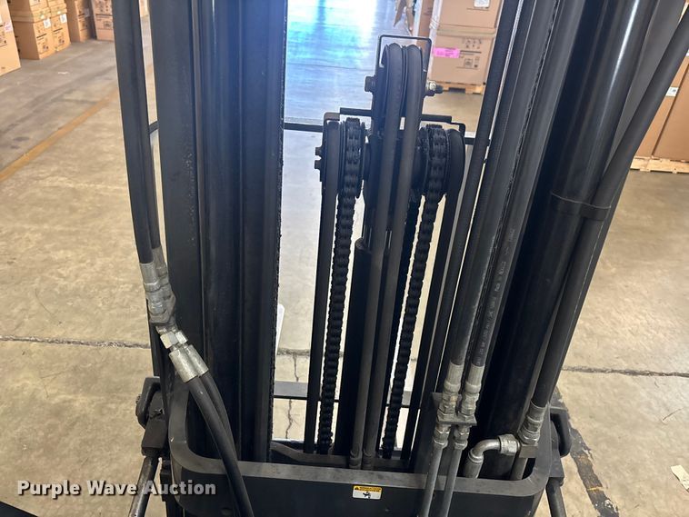 image for item EL2615 2017 UniCarriers CFS40 forklift