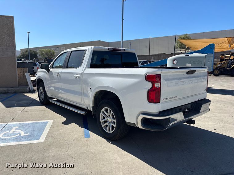 image for item EL2617 2020 Chevrolet Silverado 1500 Crew Cab pickup truck