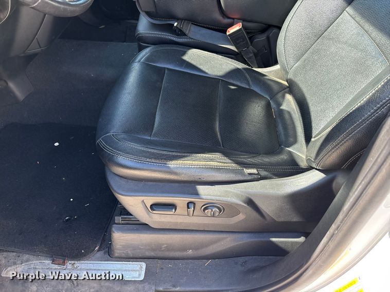 image for item EL2617 2020 Chevrolet Silverado 1500 Crew Cab pickup truck