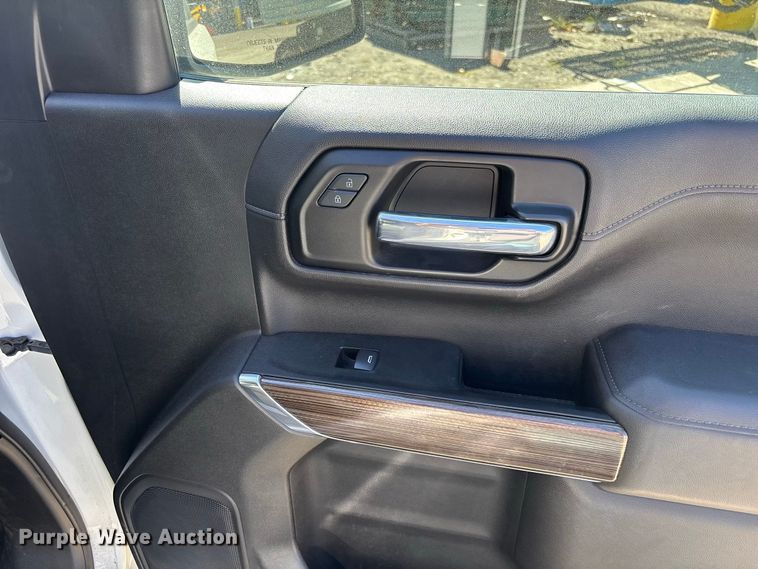image for item EL2617 2020 Chevrolet Silverado 1500 Crew Cab pickup truck