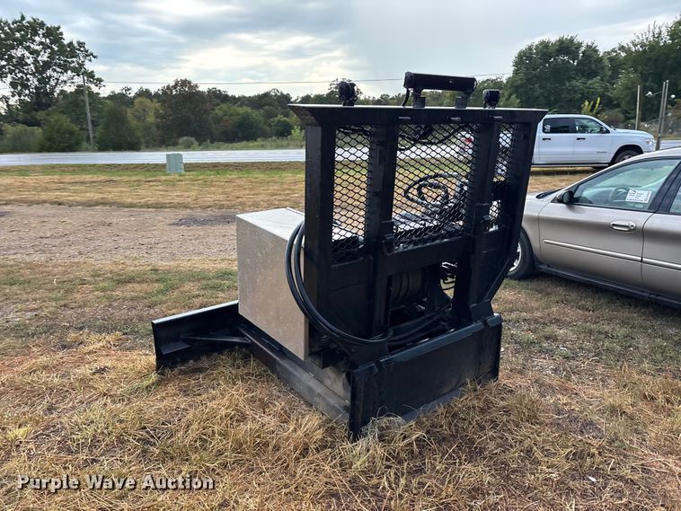 image for item EO4479 Skid steer winch