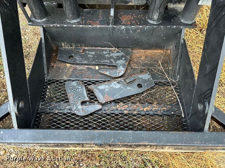 image for item EO4479 Skid steer winch