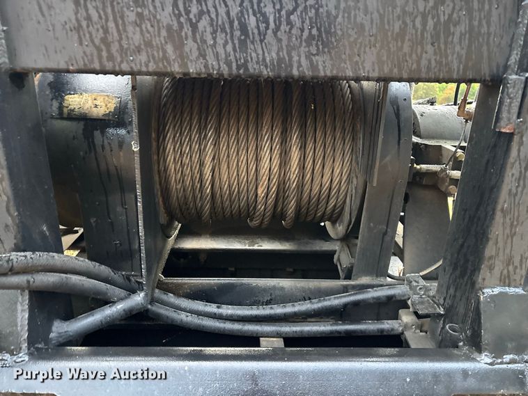 image for item EO4479 Skid steer winch