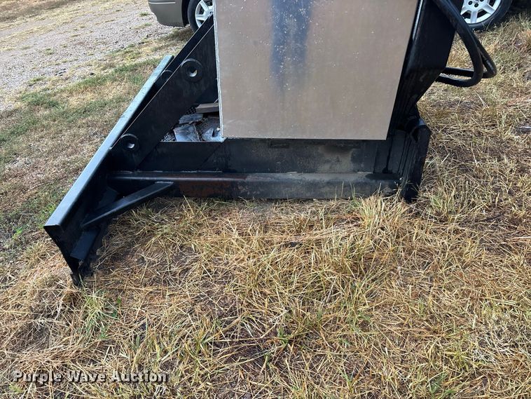 image for item EO4479 Skid steer winch