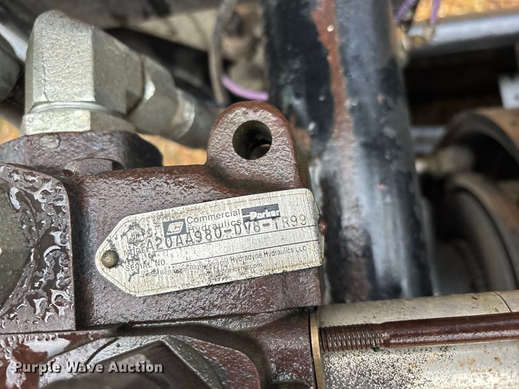 image for item EO4479 Skid steer winch
