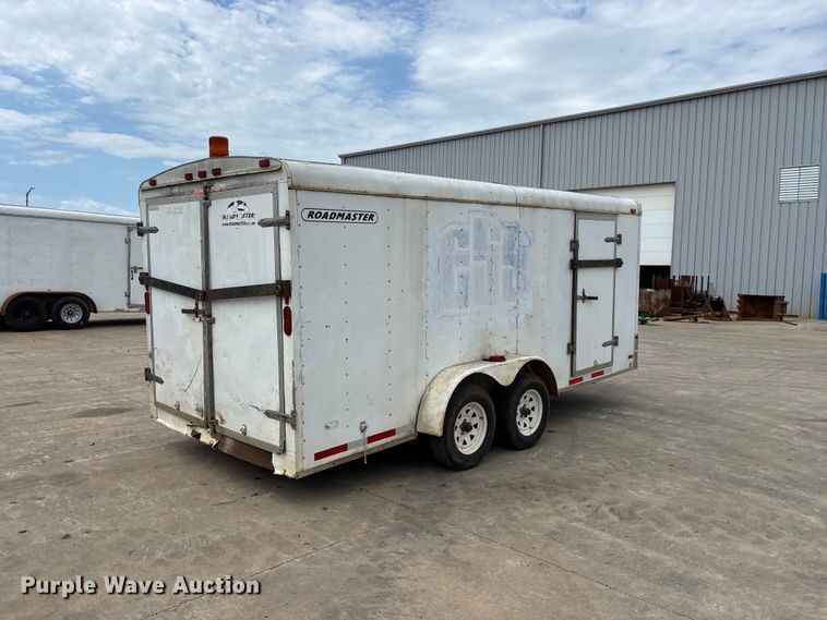 image for item EO4483 2009 Roadmaster enclosed cargo trailer