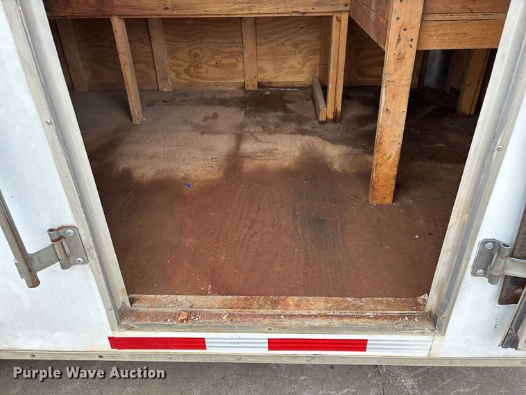 image for item EO4483 2009 Roadmaster enclosed cargo trailer