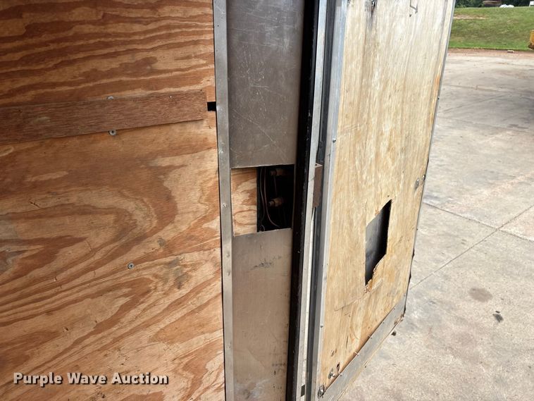 image for item EO4483 2009 Roadmaster enclosed cargo trailer
