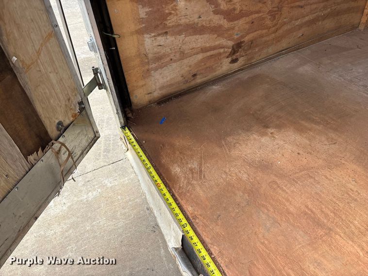 image for item EO4483 2009 Roadmaster enclosed cargo trailer