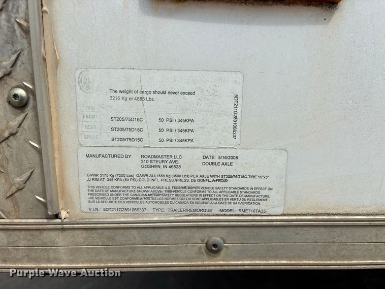 image for item EO4483 2009 Roadmaster enclosed cargo trailer