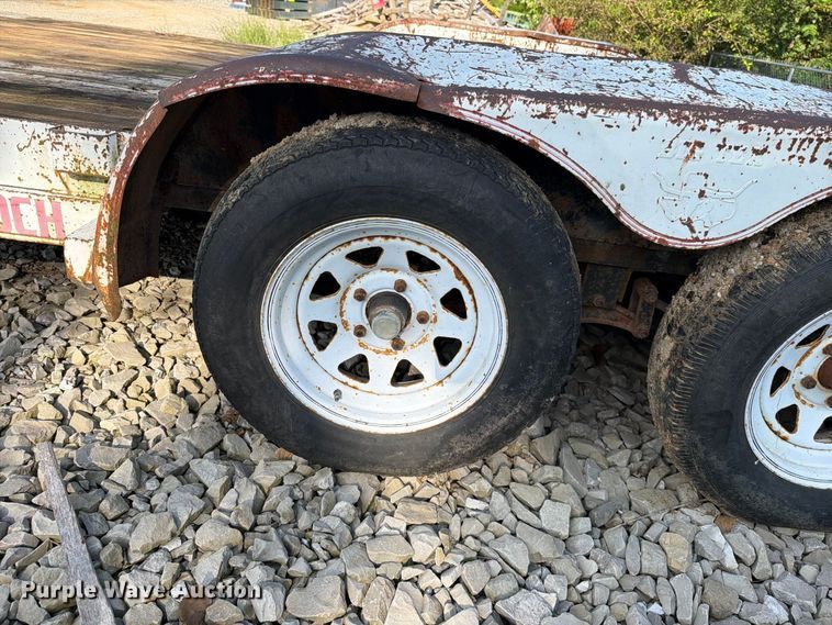image for item EO8733 2004 Big Tex 10CH-18 utility trailer