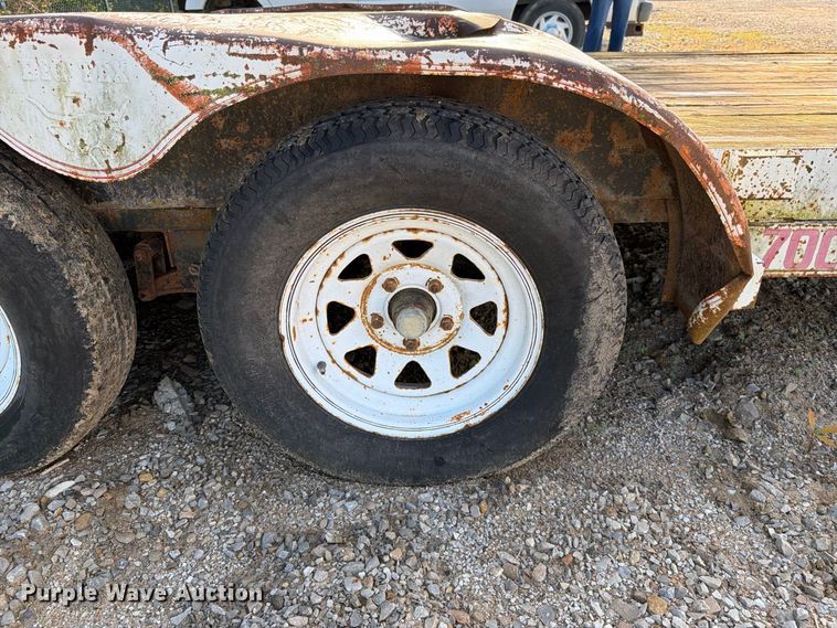 image for item EO8733 2004 Big Tex 10CH-18 utility trailer