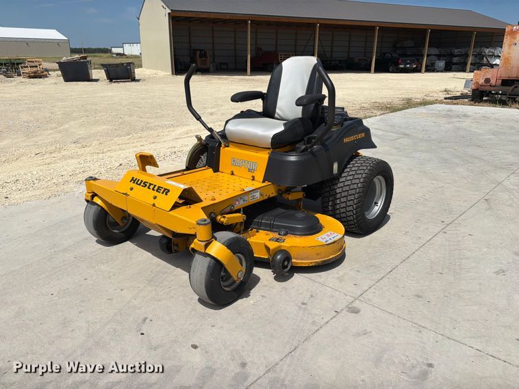 2016 Hustler Raptor SD ZTR lawn mower