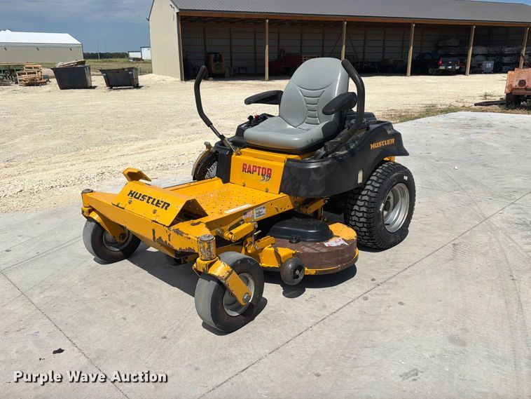 2015 Hustler Raptor SD ZTR lawn mower