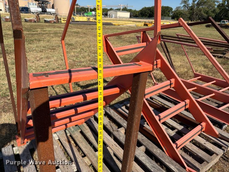 image for item EP7514 (4) staircases
