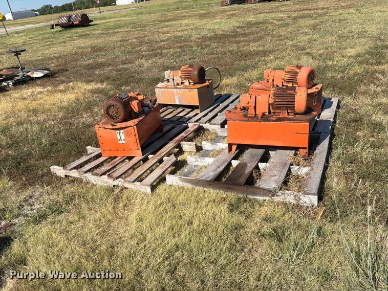 image for item EP7517 (4) hydraulic power units