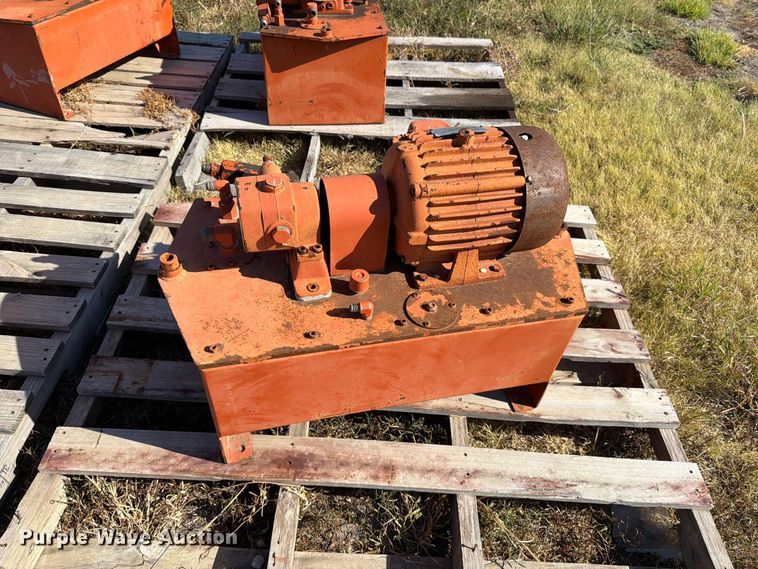image for item EP7517 (4) hydraulic power units