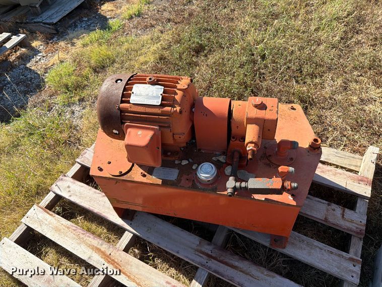 image for item EP7517 (4) hydraulic power units