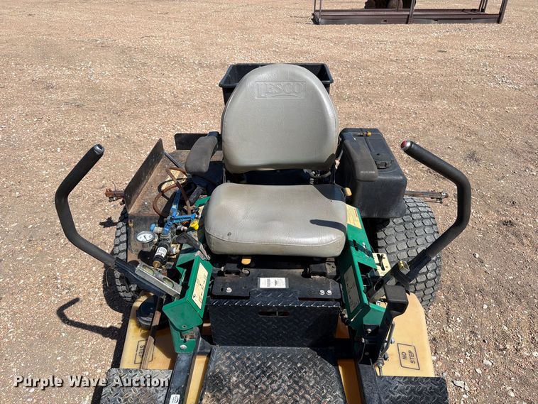 image for item EP7519 2007 Lesco Z-Two-SS spreader