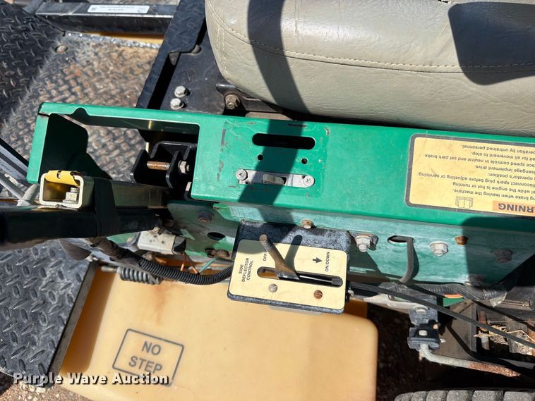 image for item EP7519 2007 Lesco Z-Two-SS spreader