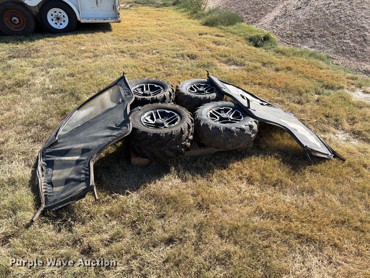 image for item EP7563 2014 Polaris Ranger 900 XP utility vehicle