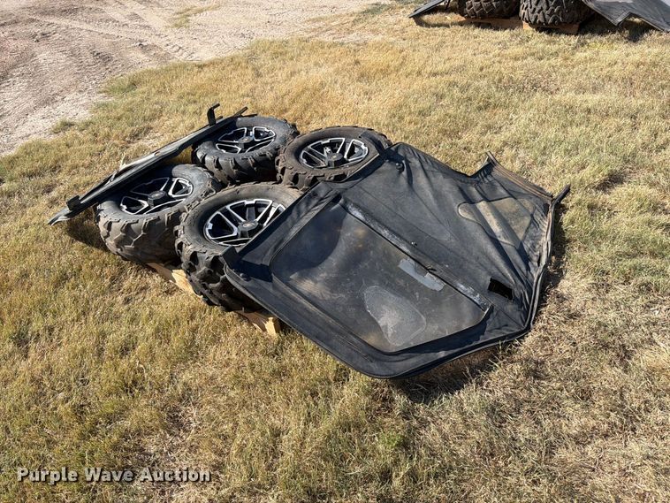 image for item EP7563 2014 Polaris Ranger 900 XP utility vehicle