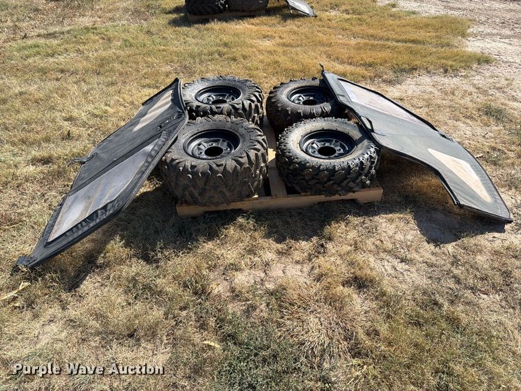 image for item EP7564 2018 Polaris Ranger XP 900 utility vehicle
