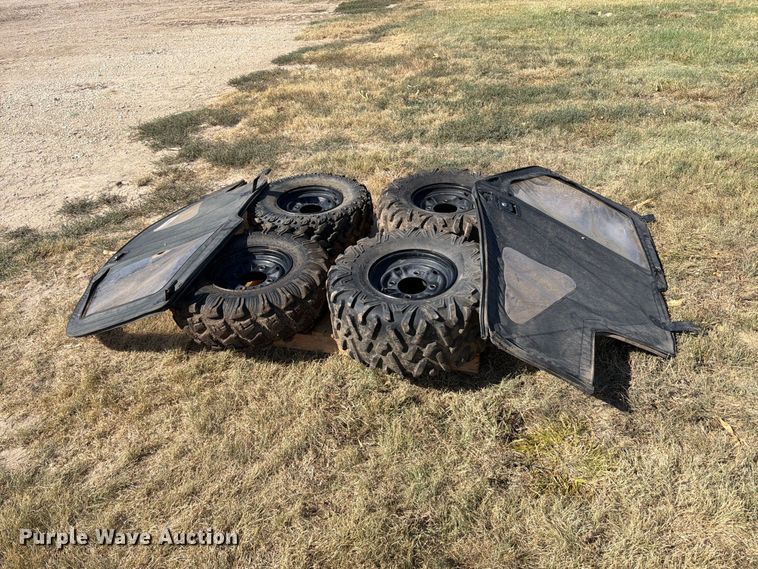 image for item EP7564 2018 Polaris Ranger XP 900 utility vehicle