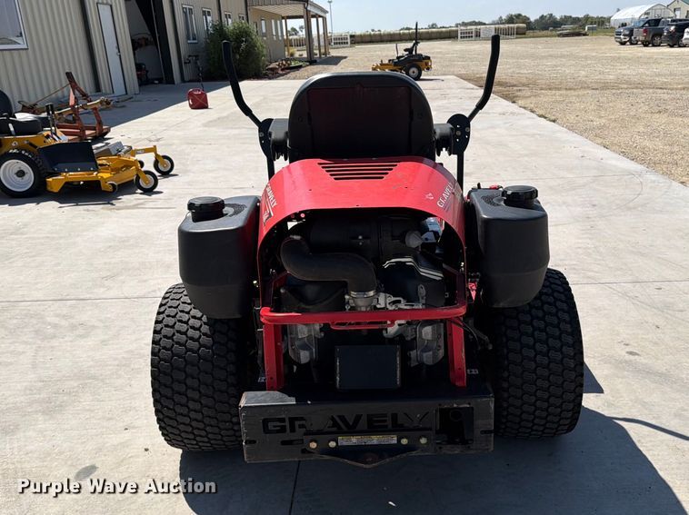 image for item EP7568 0 Gravely 260Z ZTR lawn mower
