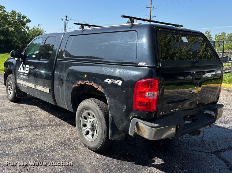 image for item ER3259 2013 Chevrolet Silverado 1500 Ext. Cab pickup truck