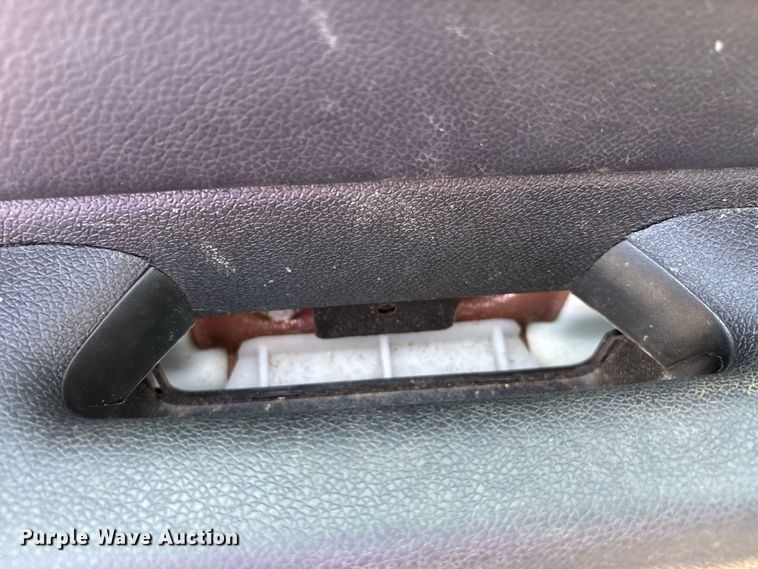 image for item ER3259 2013 Chevrolet Silverado 1500 Ext. Cab pickup truck