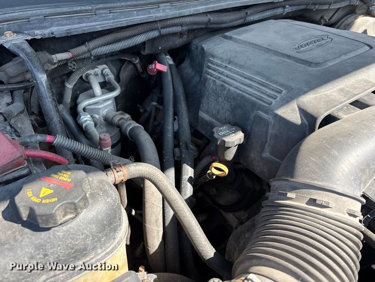 image for item ER3259 2013 Chevrolet Silverado 1500 Ext. Cab pickup truck