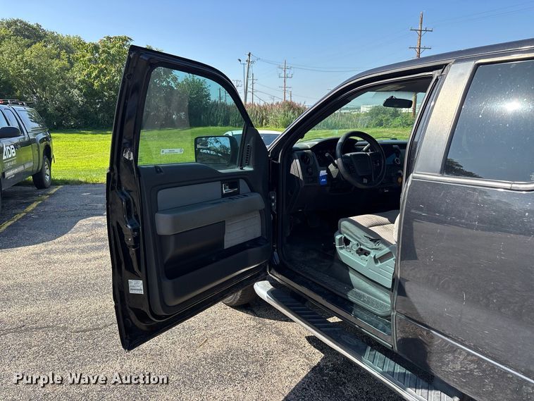 image for item ER3260 2013 Ford F150 Ext. Cab pickup truck
