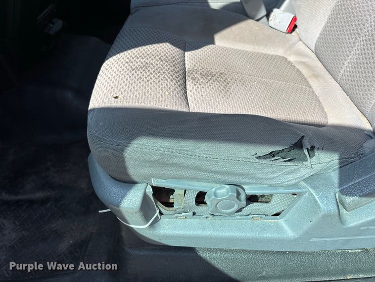 image for item ER3260 2013 Ford F150 Ext. Cab pickup truck