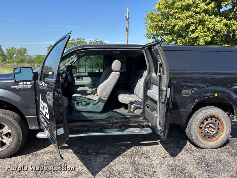 image for item ER3260 2013 Ford F150 Ext. Cab pickup truck
