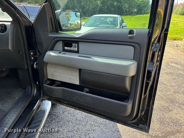 image for item ER3260 2013 Ford F150 Ext. Cab pickup truck