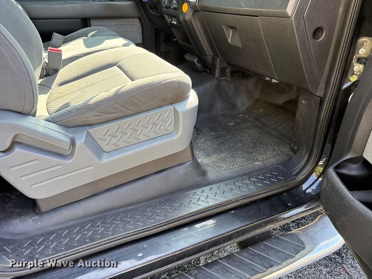 image for item ER3260 2013 Ford F150 Ext. Cab pickup truck