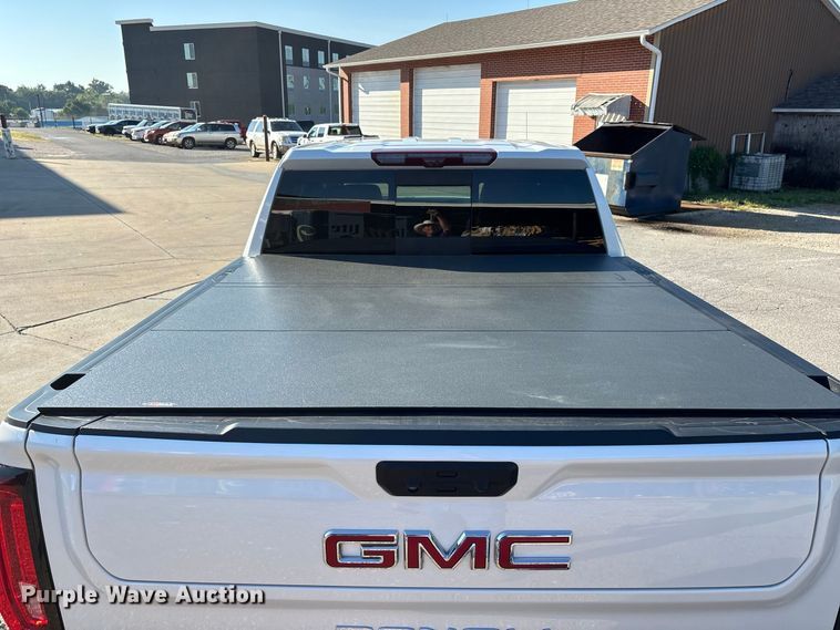 image for item ER3272 2024 GMC Sierra 1500 Crew Cab pickup truck