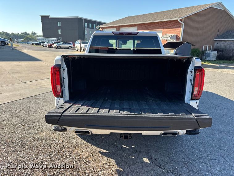 image for item ER3272 2024 GMC Sierra 1500 Crew Cab pickup truck