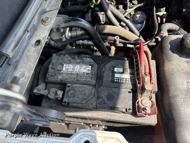 image for item ER7590 2007 Chevrolet Silverado 1500 Ext. Cab flatbed pickup truck