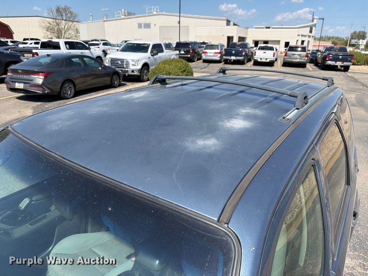 image for item ES6532 2005 Ford Escape SUV
