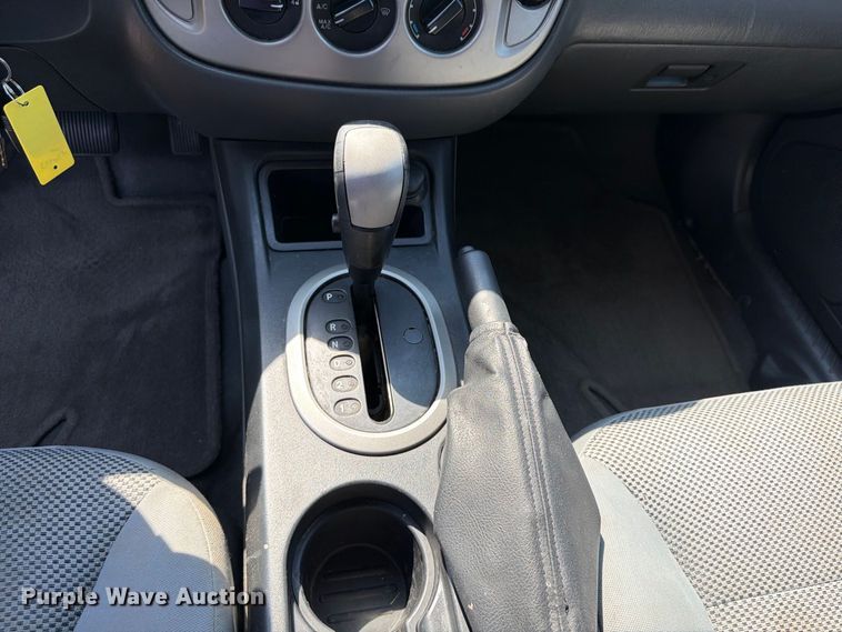 image for item ES6532 2005 Ford Escape SUV