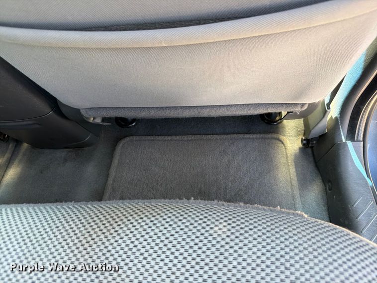 image for item ES6532 2005 Ford Escape SUV