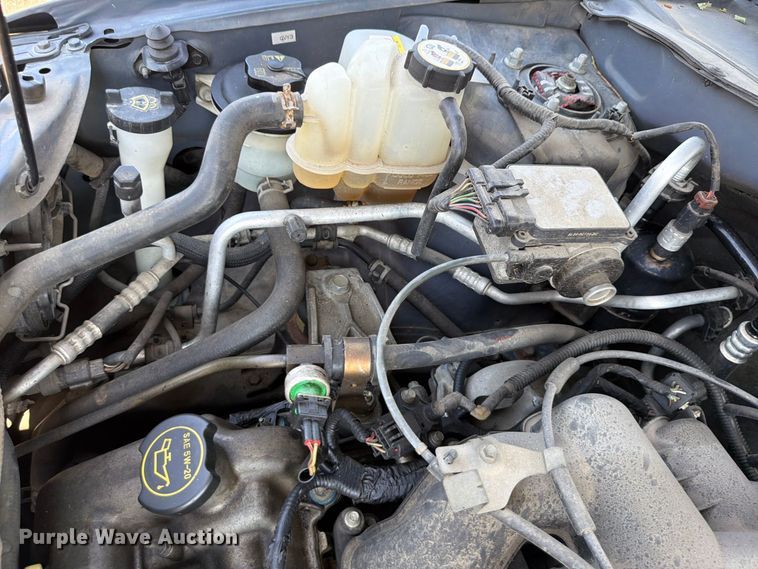 image for item ES6532 2005 Ford Escape SUV