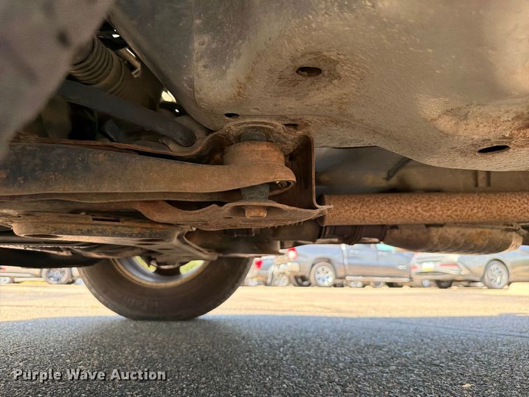 image for item ES6532 2005 Ford Escape SUV